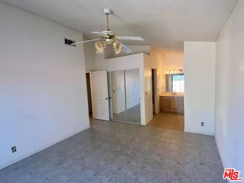 37525 37th St, Palmdale, CA 93550 photo 21
