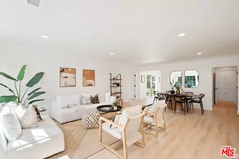 967 4th Ave, Los Angeles, CA 90019