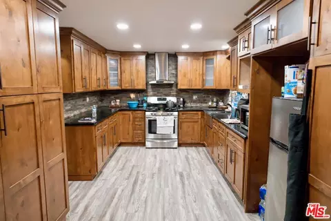 21732 Mountain Ave, Perris, CA 92570 photo 2