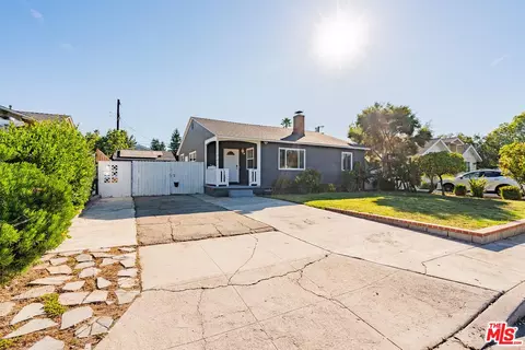 6236 Langdon Ave, Van Nuys, CA 91411
