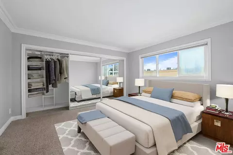 11646 Chenault St #25, Los Angeles, CA 90049