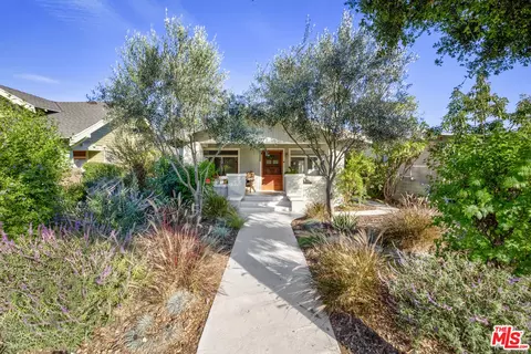3774 2nd Ave, Los Angeles, CA 90018