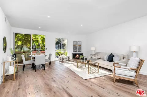4242 Stansbury Ave #205, Sherman Oaks, CA 91423