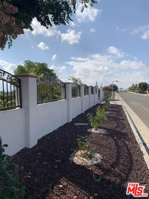 17197 Birch Hill Rd, Riverside, CA 92504 photo 3