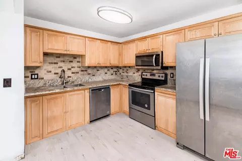 535 N Beech St #17, Escondido, CA 92025 photo 8