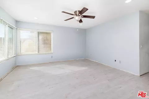 535 N Beech St #17, Escondido, CA 92025