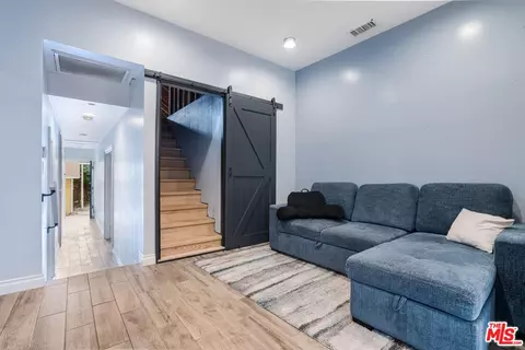 6932 Beckett St, Tujunga, CA 91042 photo 19