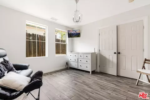 6932 Beckett St, Tujunga, CA 91042 photo 22