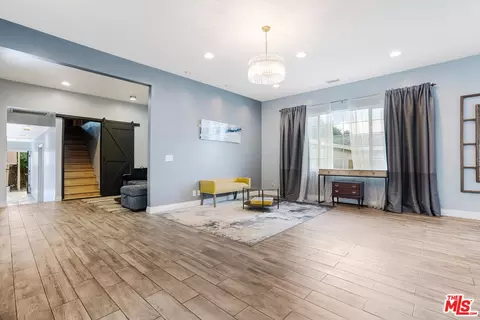 6932 Beckett St, Tujunga, CA 91042 photo 8