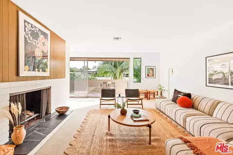 1000 S Orange Grove Blvd #8, Pasadena, CA 91105