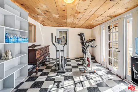 16026 P St, Mojave, CA 93501 photo 8
