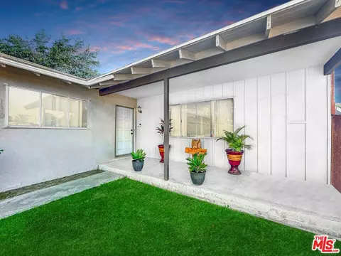 2944 Ronald St, Riverside, CA 92506 photo 2