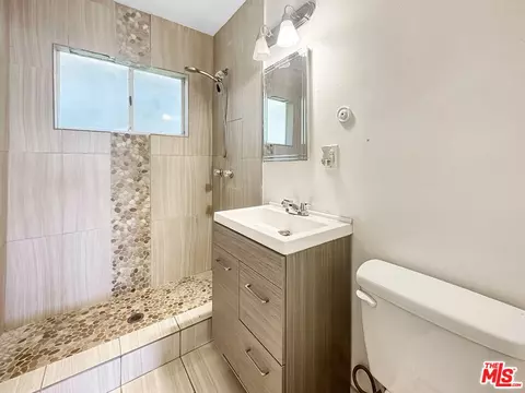 2944 Ronald St, Riverside, CA 92506 photo 12