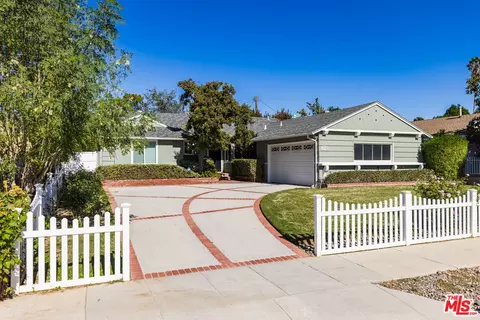 18309 Schoenborn St, Northridge, CA 91325