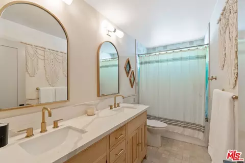 672 Verdemont Cir, Simi Valley, CA 93065 photo 21
