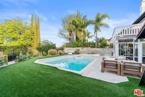 672 Verdemont Cir, Simi Valley, CA 93065 photo 32