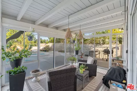 672 Verdemont Cir, Simi Valley, CA 93065 photo 26