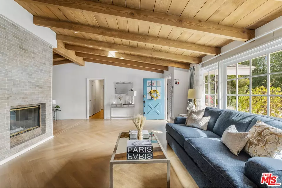 Living - 18043 Sunburst St, Sherwood Forest, CA 91325 photo 1 of 6