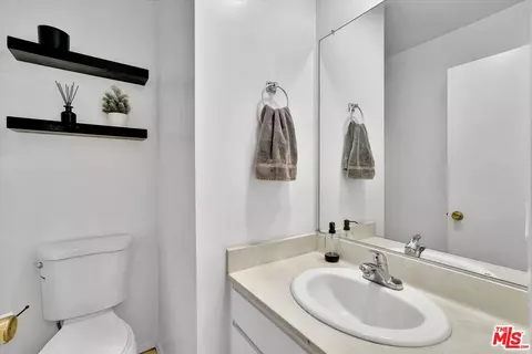 21726 Grace Ave #15, Carson, CA 90745 photo 21