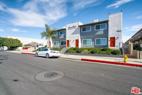 21726 Grace Ave #15, Carson, CA 90745 photo 4