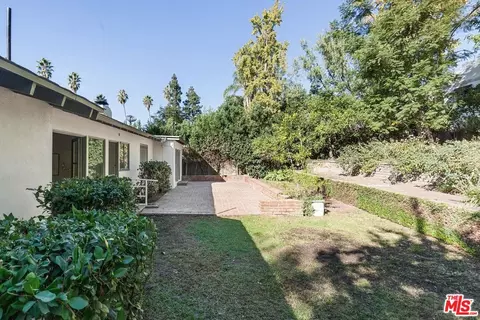 1260 S Arroyo Blvd, Pasadena, CA 91105 photo 29