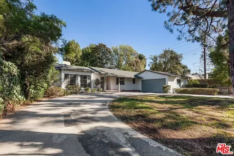 1260 S Arroyo Blvd, Pasadena, CA 91105 photo 3