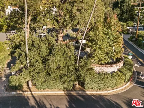1260 S Arroyo Blvd, Pasadena, CA 91105 photo 42