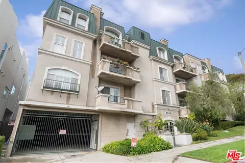6909 Knowlton Pl #105, Los Angeles, CA 90045