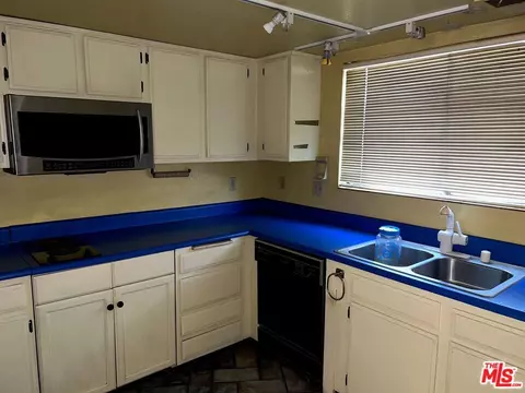 1100 E 4th St #E, Long Beach, CA 90802 photo 7