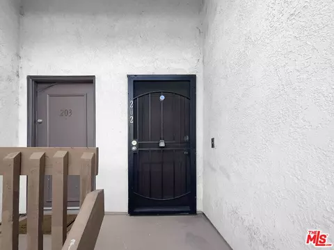 13110 Creek View Dr #202, Garden Grove, CA 92844