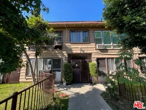 6725 Laurel Canyon Blvd, North Hollywood, CA 91606