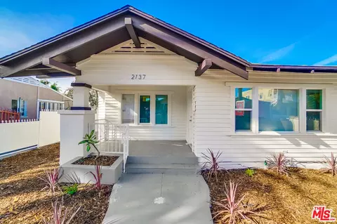 2137 Locust Ave, Long Beach, CA 90806