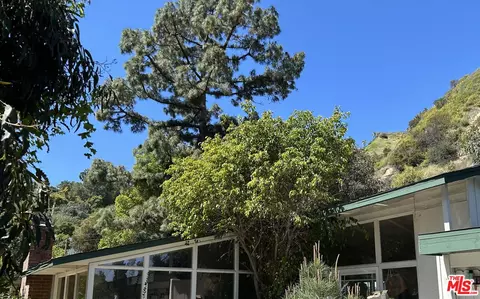 3620 Beverly Glen Blvd, Sherman Oaks, CA 91423