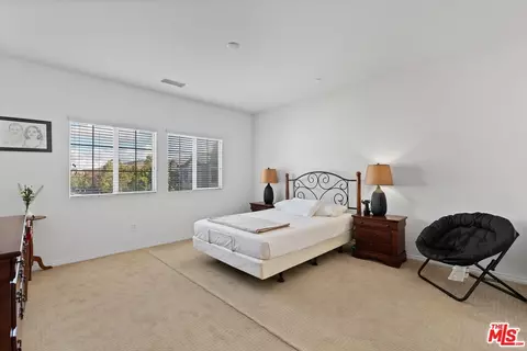 527 Garonne St, Oxnard, CA 93036 photo 19