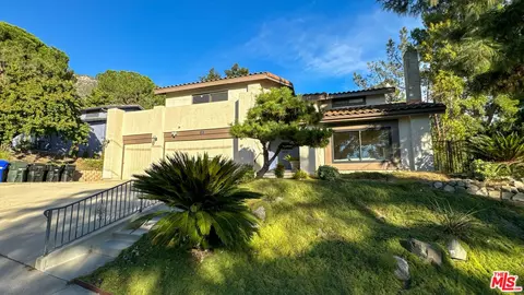5326 Ramsdell Ave, La Crescenta, CA 91214