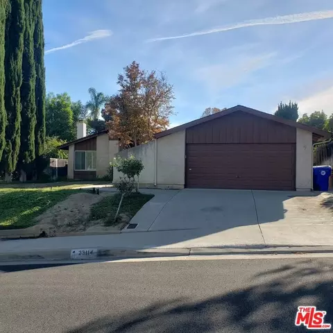 23114 Cerca Dr, Valencia, CA 91354