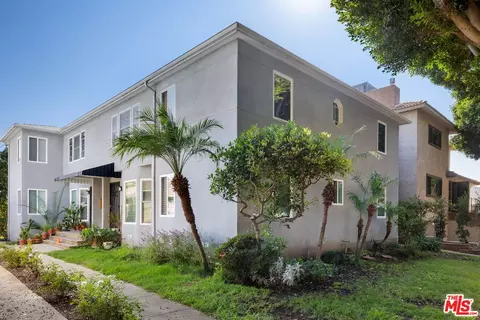 2320 Oak St #3, Santa Monica, CA 90405