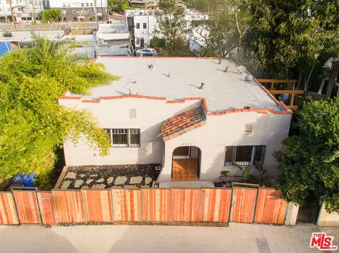 3228 Descanso Dr, Los Angeles, CA 90026