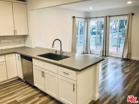 101 E 69th Way, Long Beach, CA 90805 photo 17