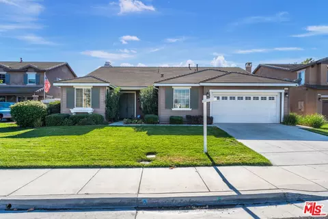 14775 Prairie Smoke Rd, Eastvale, CA 92880