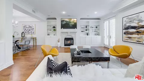 261 S Reeves Dr #203, Beverly Hills, CA 90212