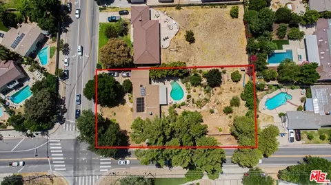 17905 San Fernando Mission Blvd, Granada Hills, CA 91344