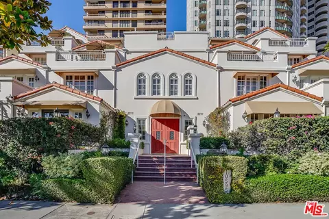 10595 Ashton Ave #103, Los Angeles, CA 90024