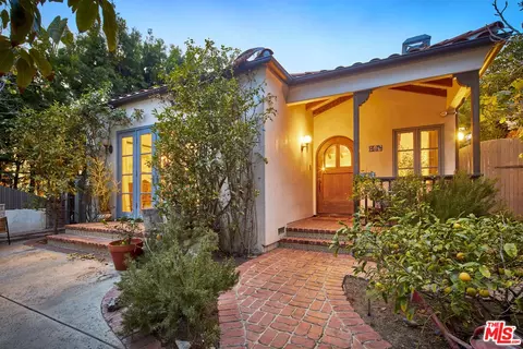 641 Crestmoore Pl, Venice, CA 90291