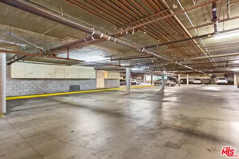 230 Bethany Rd #103, Burbank, CA 91504 photo 22