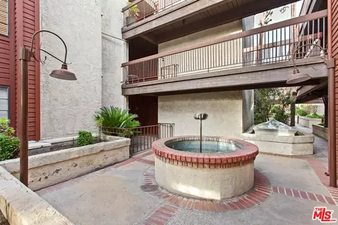 230 Bethany Rd #103, Burbank, CA 91504 photo 21
