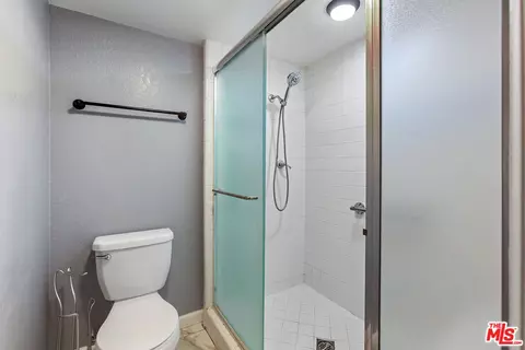 230 Bethany Rd #103, Burbank, CA 91504 photo 13