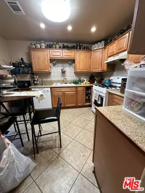 2211 N Anzac Ave, Compton, CA 90222 photo 6