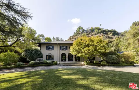 375 Linda Vista Ave, Pasadena, CA 91105