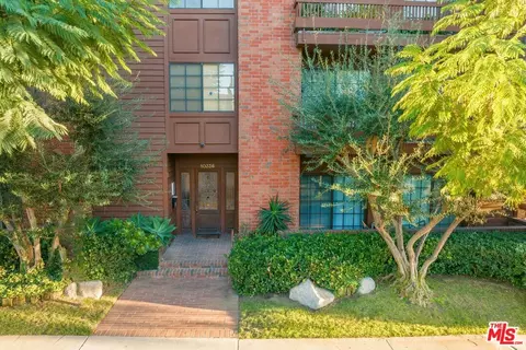 10336 Almayo Ave #103, Los Angeles, CA 90064
